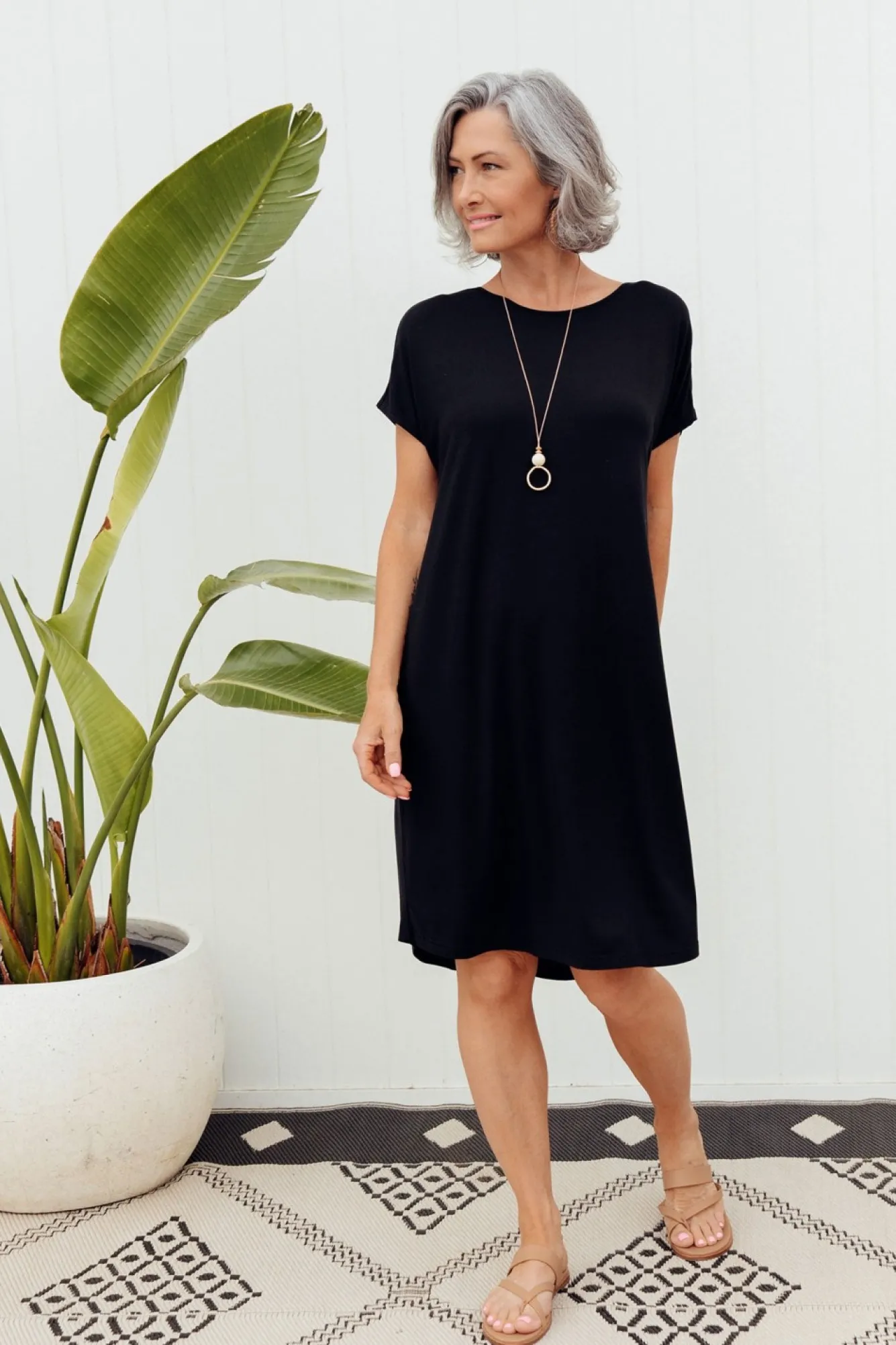 Below Knee Dresses<Tani Ava Black Micro Modal Shift Dress