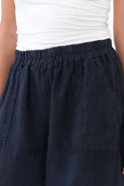 Pants<Donna Donna Carmichael Navy Linen Capri Pant