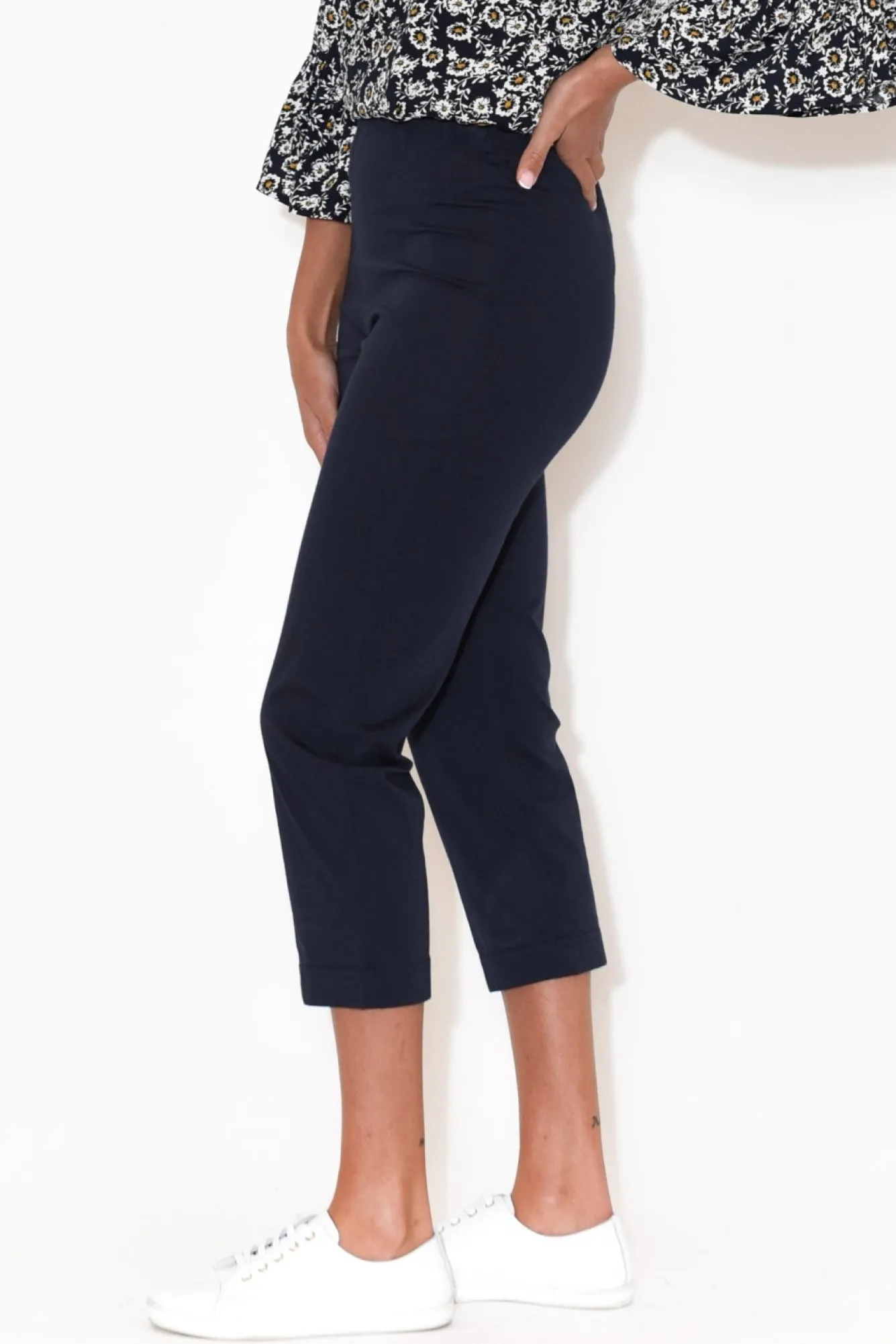 Pants<Orientique Darcy Navy Cotton Capri Pant