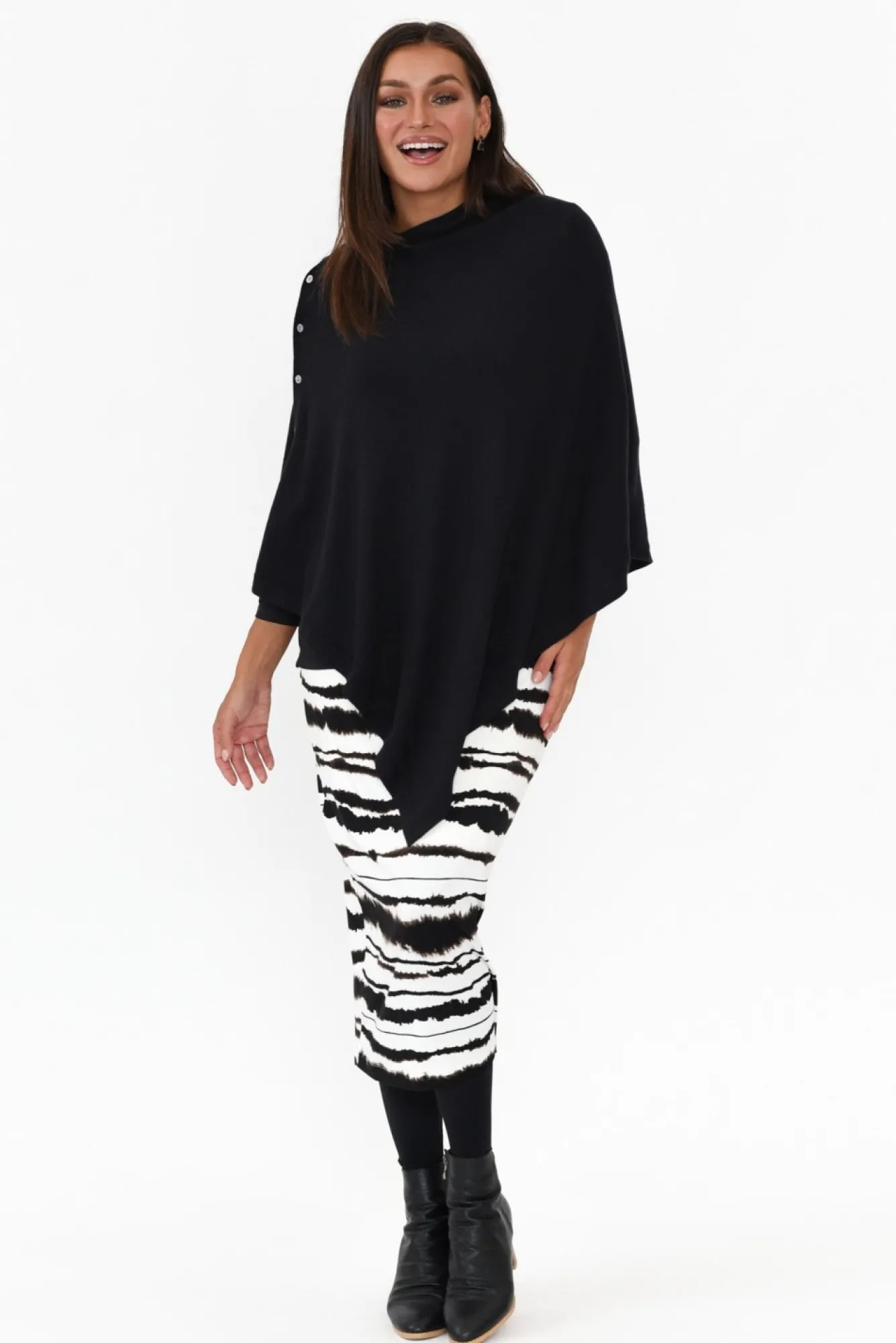 Ponchos<Tirelli Gisele Black Button Up Poncho