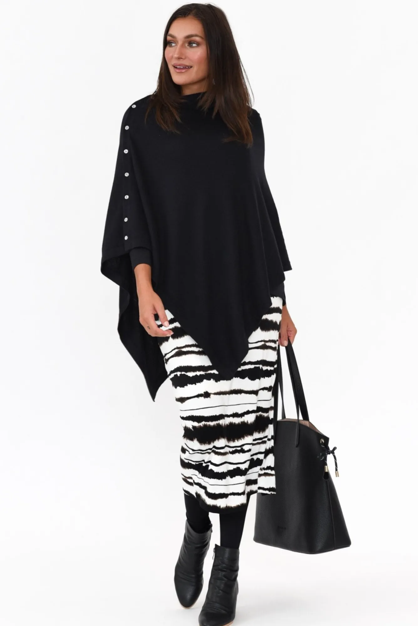 Ponchos<Tirelli Gisele Black Button Up Poncho