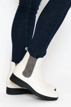 Boots<Alfie and Evie Hoddle Cream Leather Ankle Boot