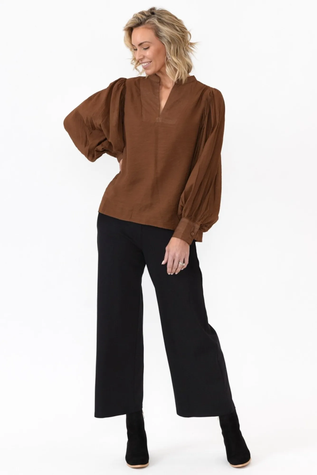 Cotton Tops<Cali and Co Kane Chocolate Cotton Blend Top