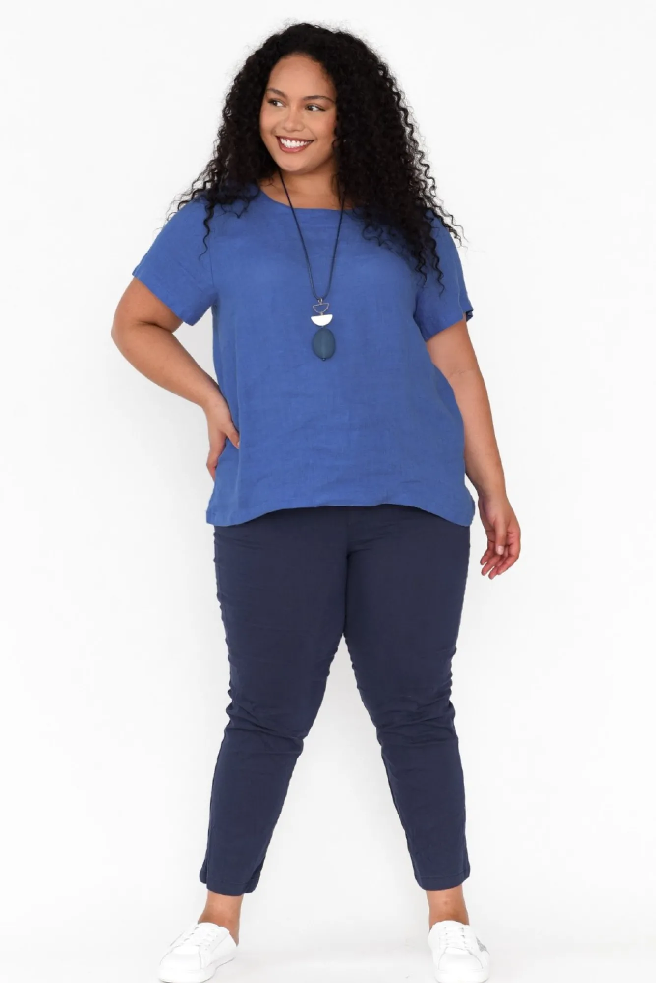 Linen Tops<Cali and Co Micah Cobalt Linen Scoop Neck Top