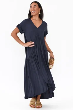 Batwing Dresses<PQ Navy Peak Maxi Dress
