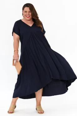 Batwing Dresses<PQ Navy Peak Maxi Dress
