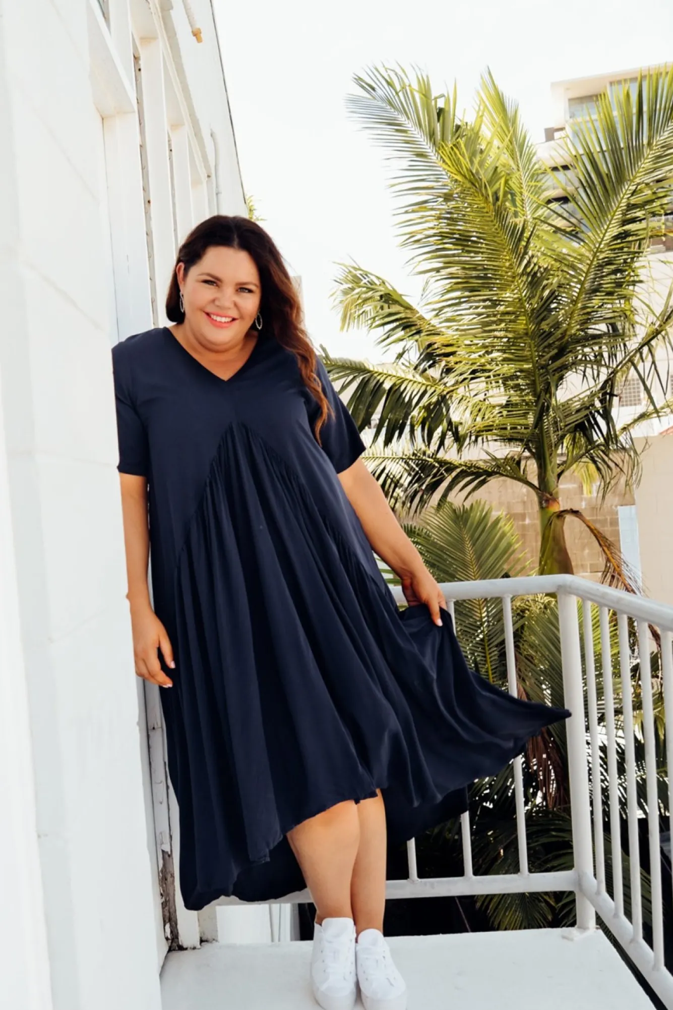 Batwing Dresses<PQ Navy Peak Maxi Dress