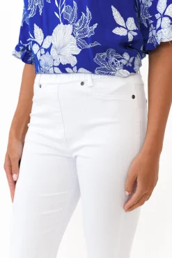 Pants<Cafe Latte Reed White Stretch Cotton Capri Pant