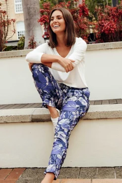 Pants<La Strada Russo Blue Floral Drawstring Pant