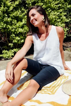 Shorts<Cafe Latte Tora Navy Stretch Shorts