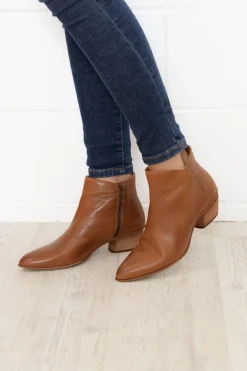 Boots<EOS Weston Brandy Leather Ankle Boot