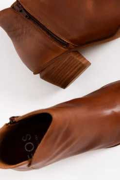 Boots<EOS Weston Brandy Leather Ankle Boot